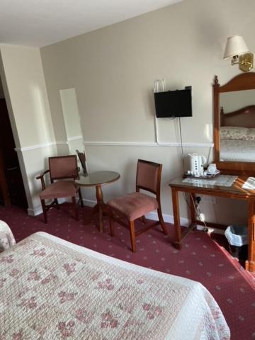 Monaghans Harbour Hotel Naas Buitenkant foto